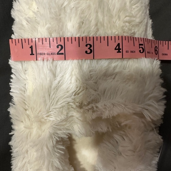 Warmies Cream Microwavable Slippers - Picture 7 of 11